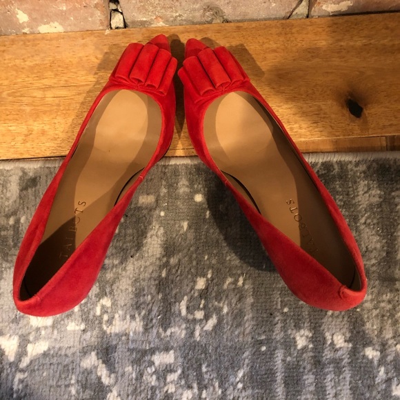 TALBOTS… red suede pumps - Picture 12 of 13